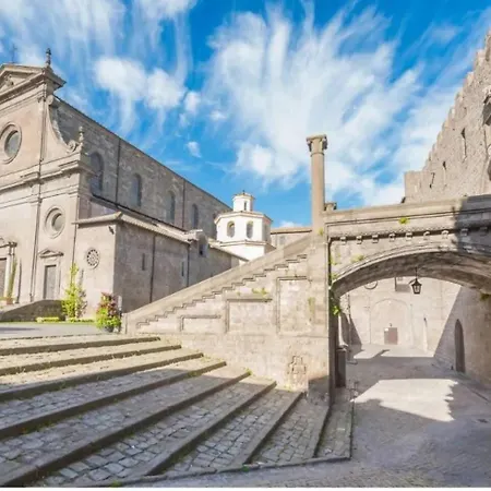 Apartment Bussi 14 Casa Nel Centro Storico Di Viterbo Viterbo
